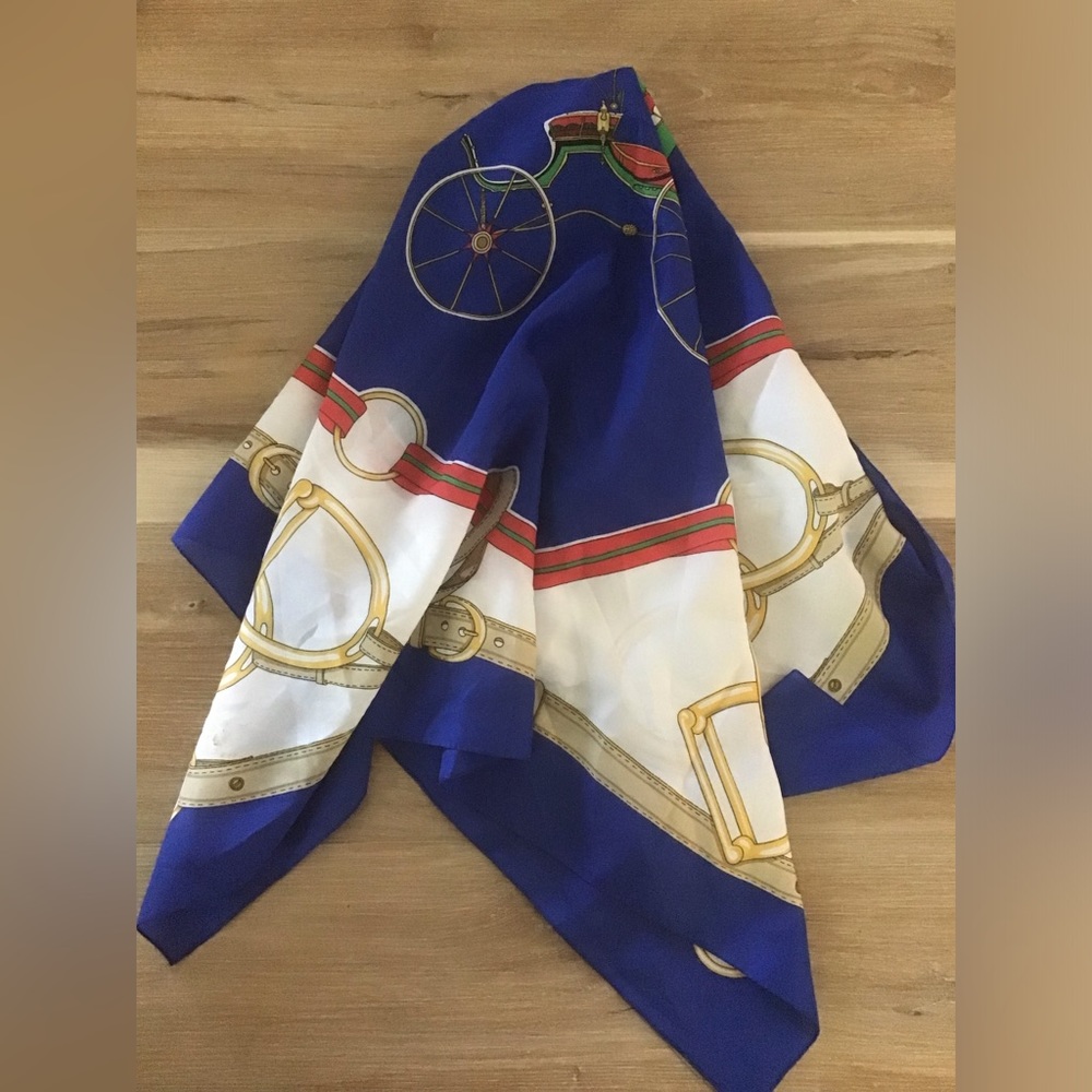 Damart Exclusively by Laurent of France Scarf